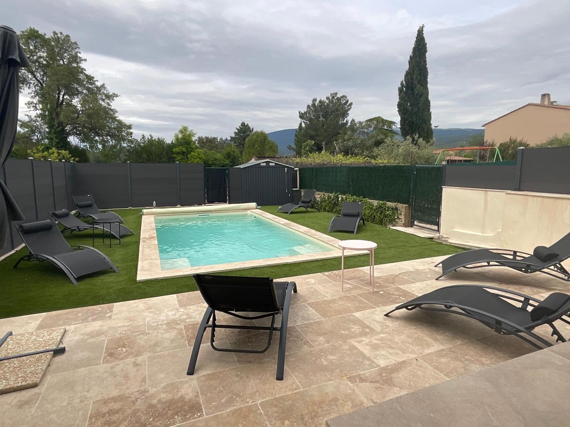 Gite Au Pied Du Ventoux Villes-sur-Auzon Exterior foto